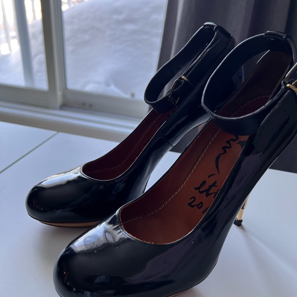 Lanvin’s 2010 collection pumps - Picture 3 of 6